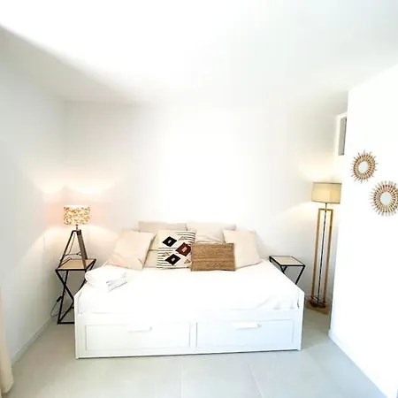 Apartment Superbe Studio Tout Neuf + Jardin Sans Vis A Vis *